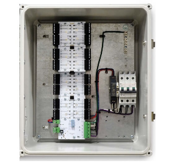 referentie gek dichtbij Multi-Circuit Meter (MCM) for Modbus® - Continental Control Systems, LLC